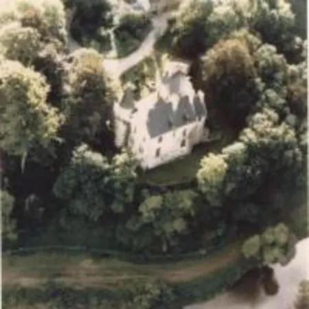 Hotel Chateau D'agneaux 3*