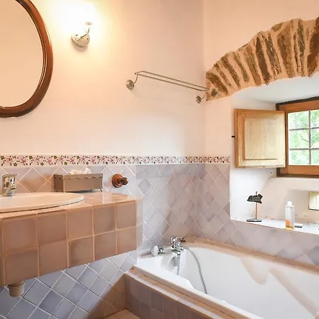 Hotel Chateau D'agneaux 3*