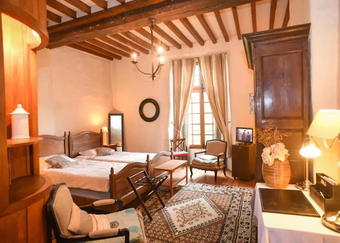 Chateau D'agneaux Hotel 3*