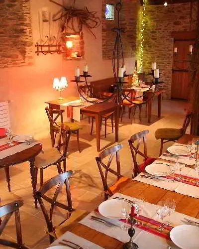 Chateau D'agneaux Hotel