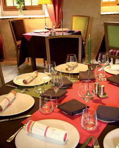 Chateau D'agneaux Hotel